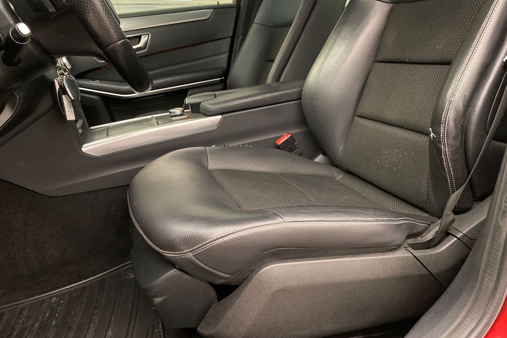 MERCEDES-BENZ E 2014