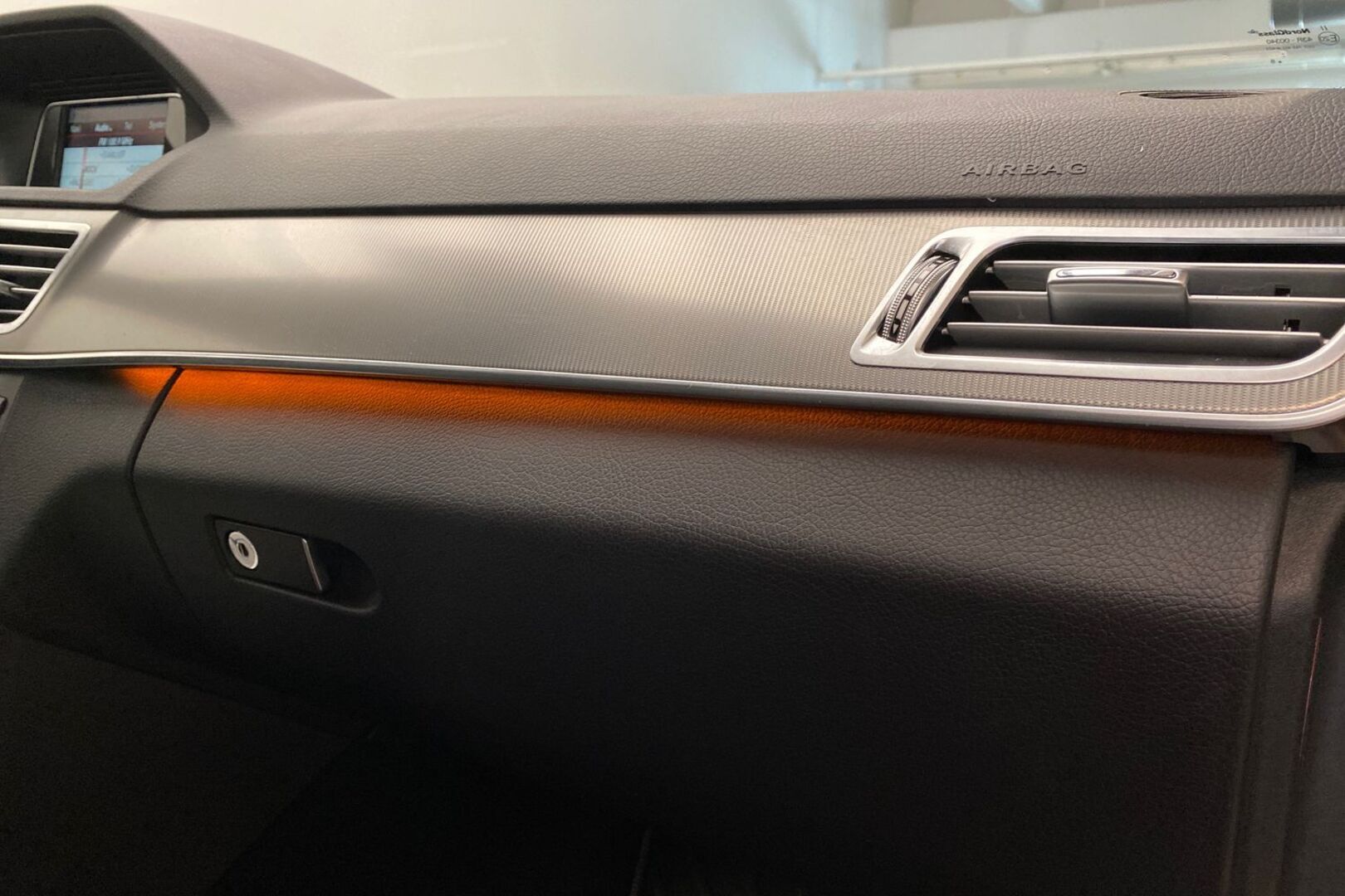 MERCEDES-BENZ E 2014