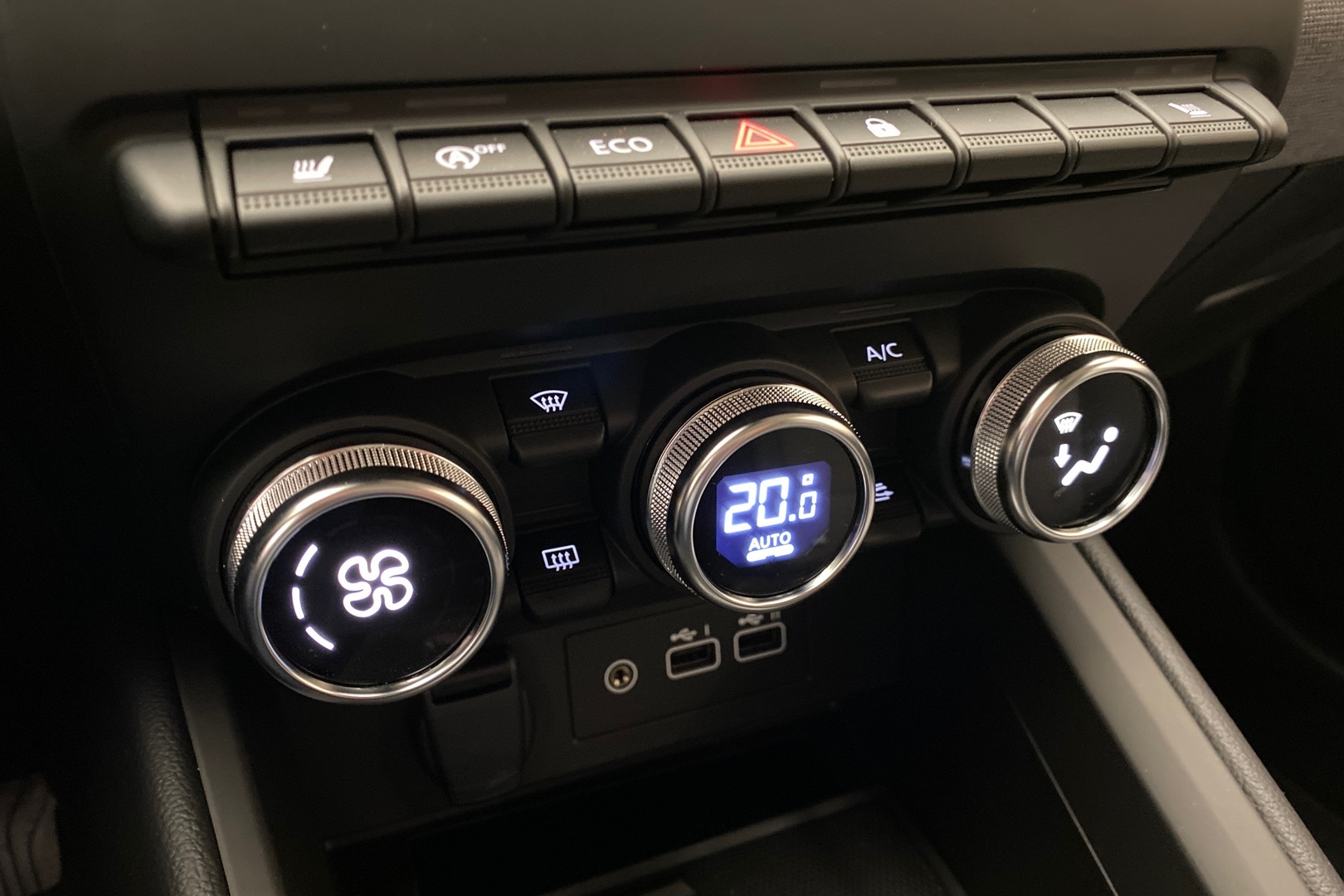 MITSUBISHI Colt 2025