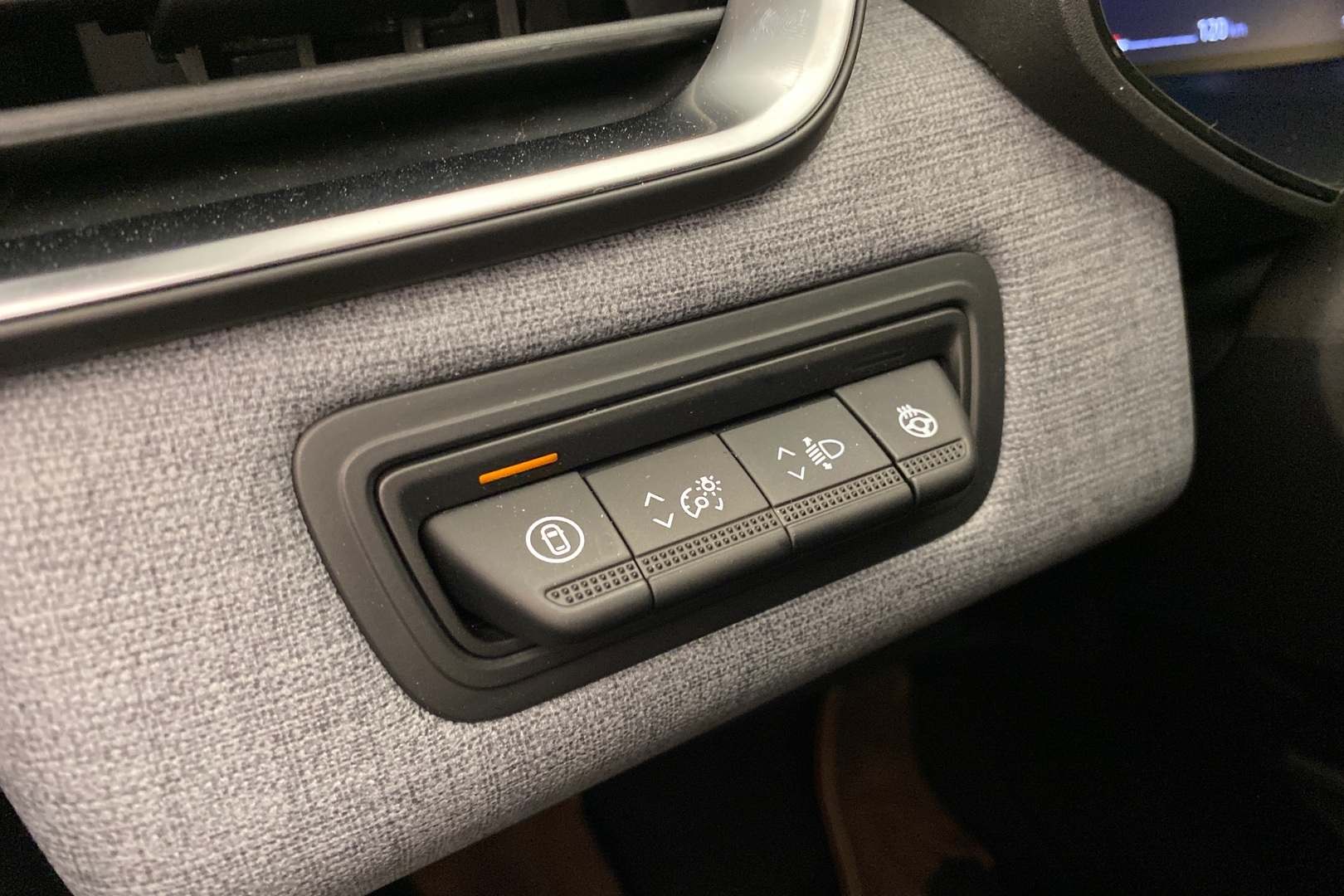 MITSUBISHI Colt 2025