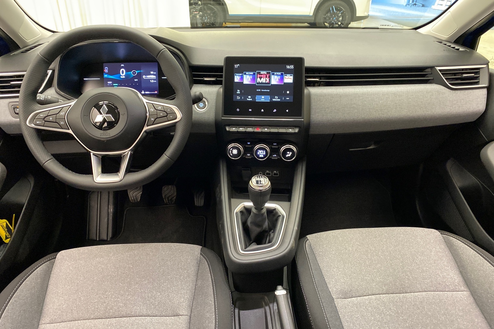 MITSUBISHI Colt 2025