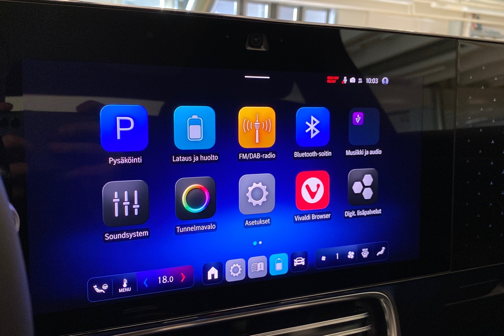 MERCEDES-BENZ CLA 2025