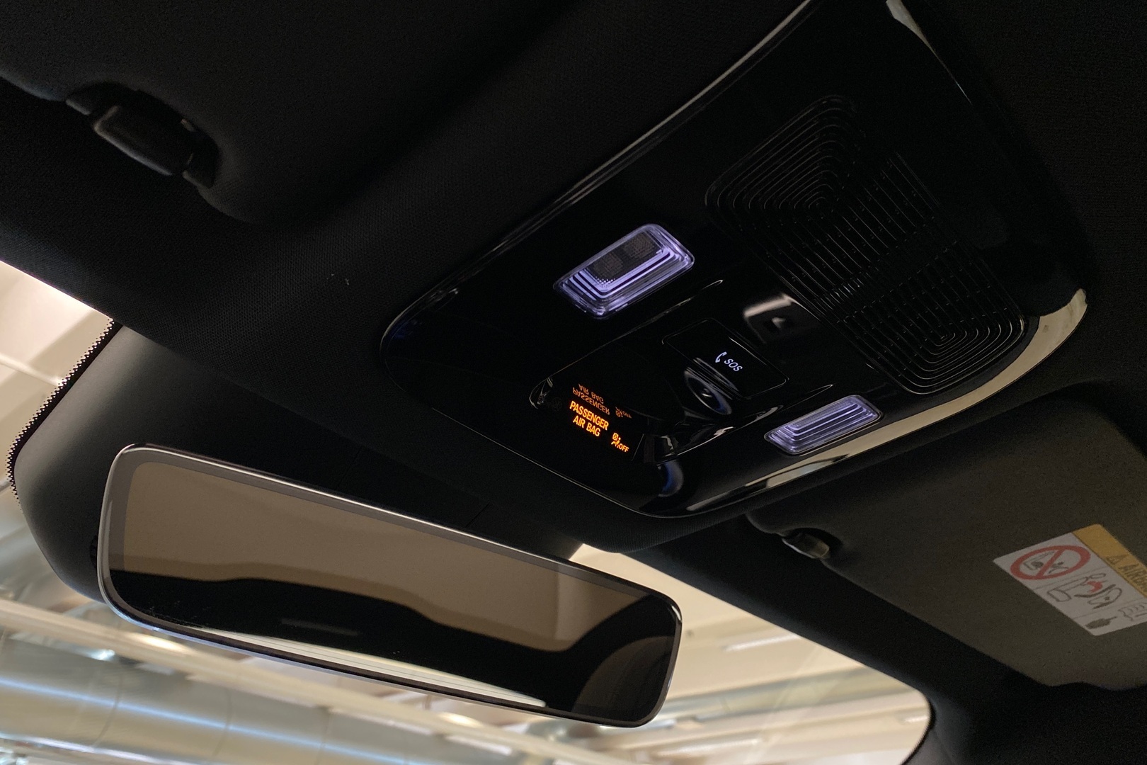 MERCEDES-BENZ CLA 2025