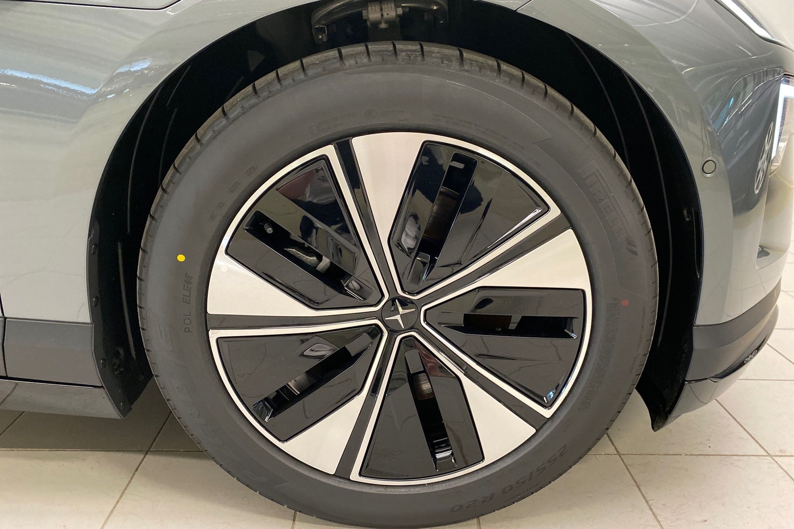 POLESTAR 4 2026