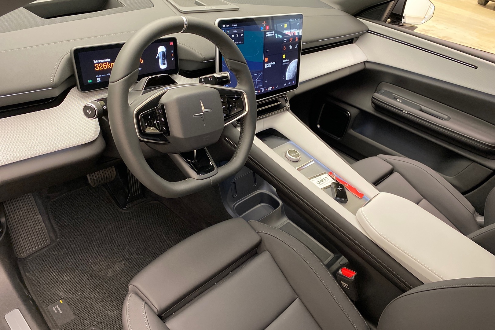 POLESTAR 4 2026