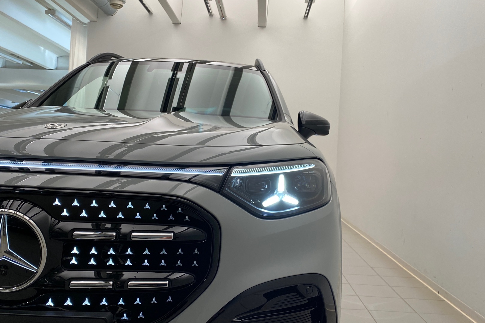 MERCEDES-BENZ GLB 2026