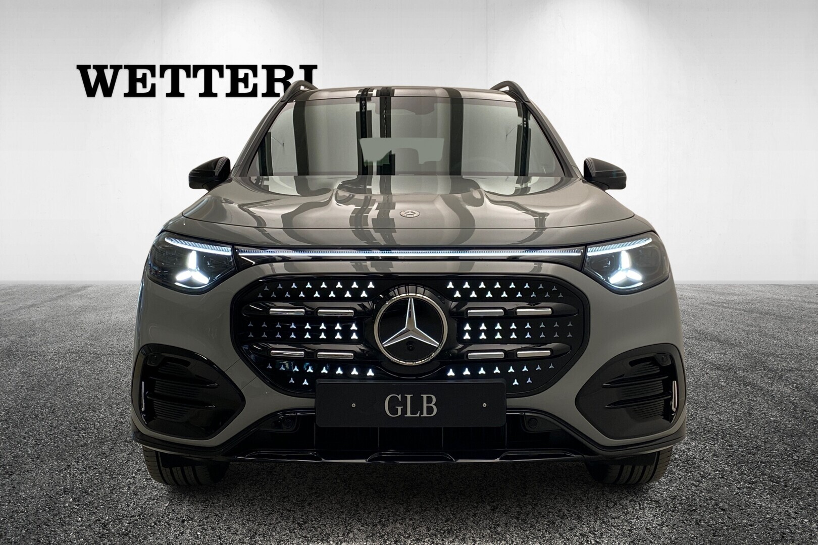 MERCEDES-BENZ GLB 2026