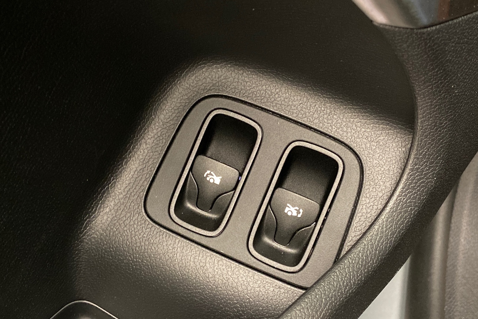 MERCEDES-BENZ GLC 2026