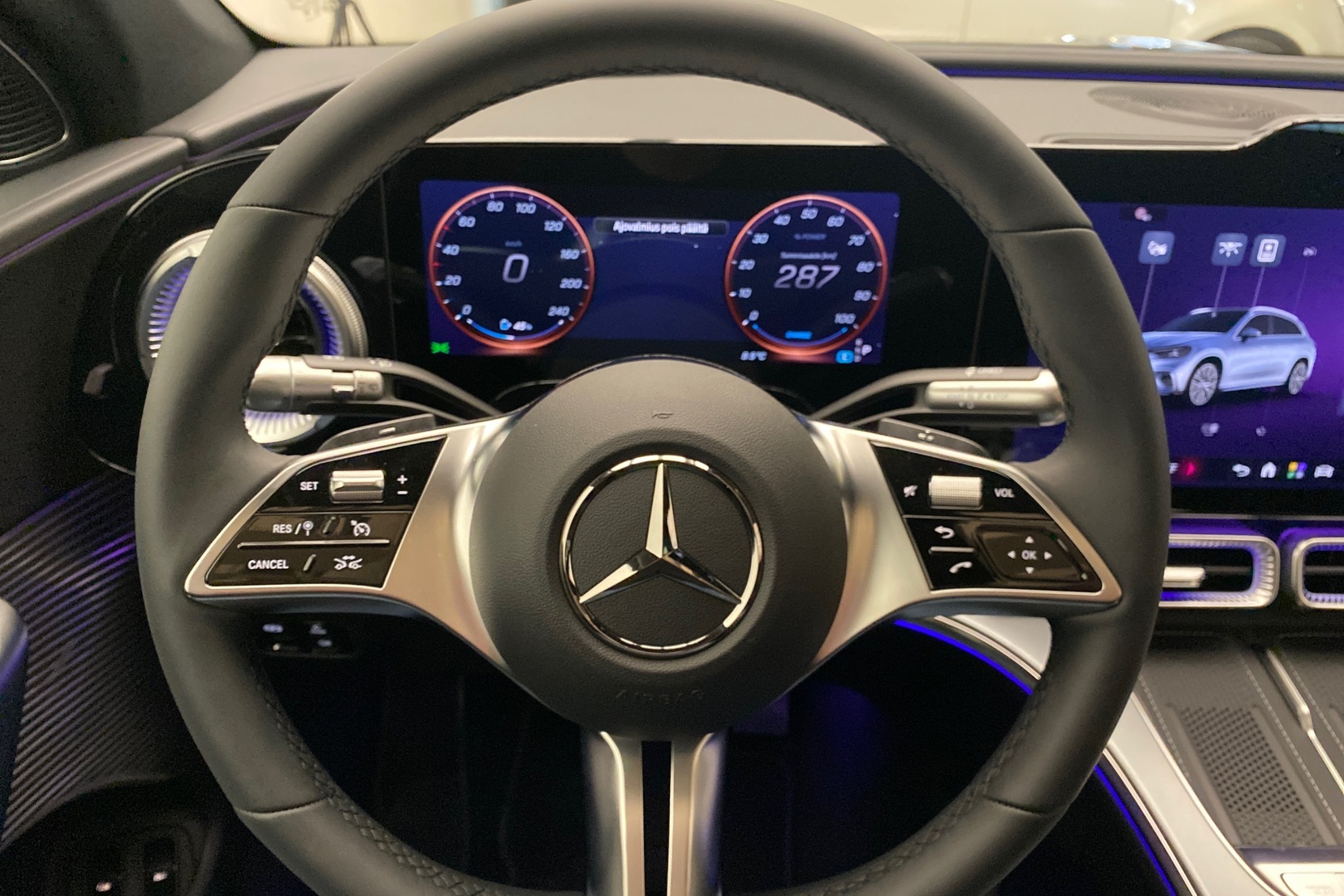 MERCEDES-BENZ GLC 2026