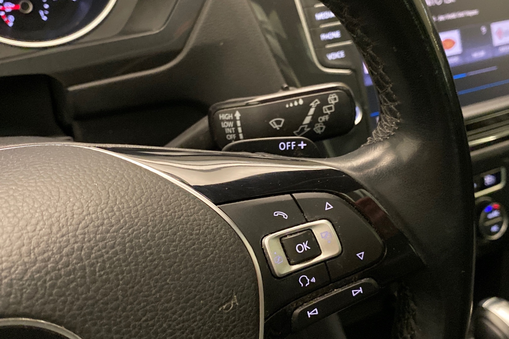 VOLKSWAGEN Tiguan 2017