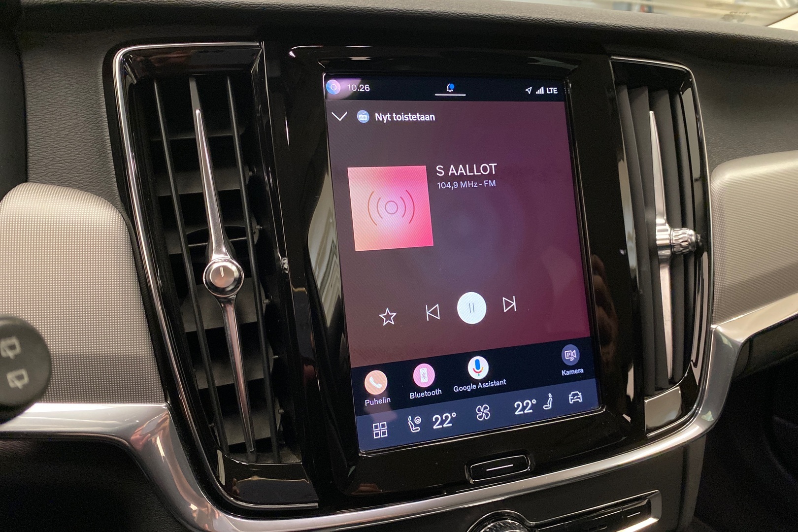 VOLVO V90 2021