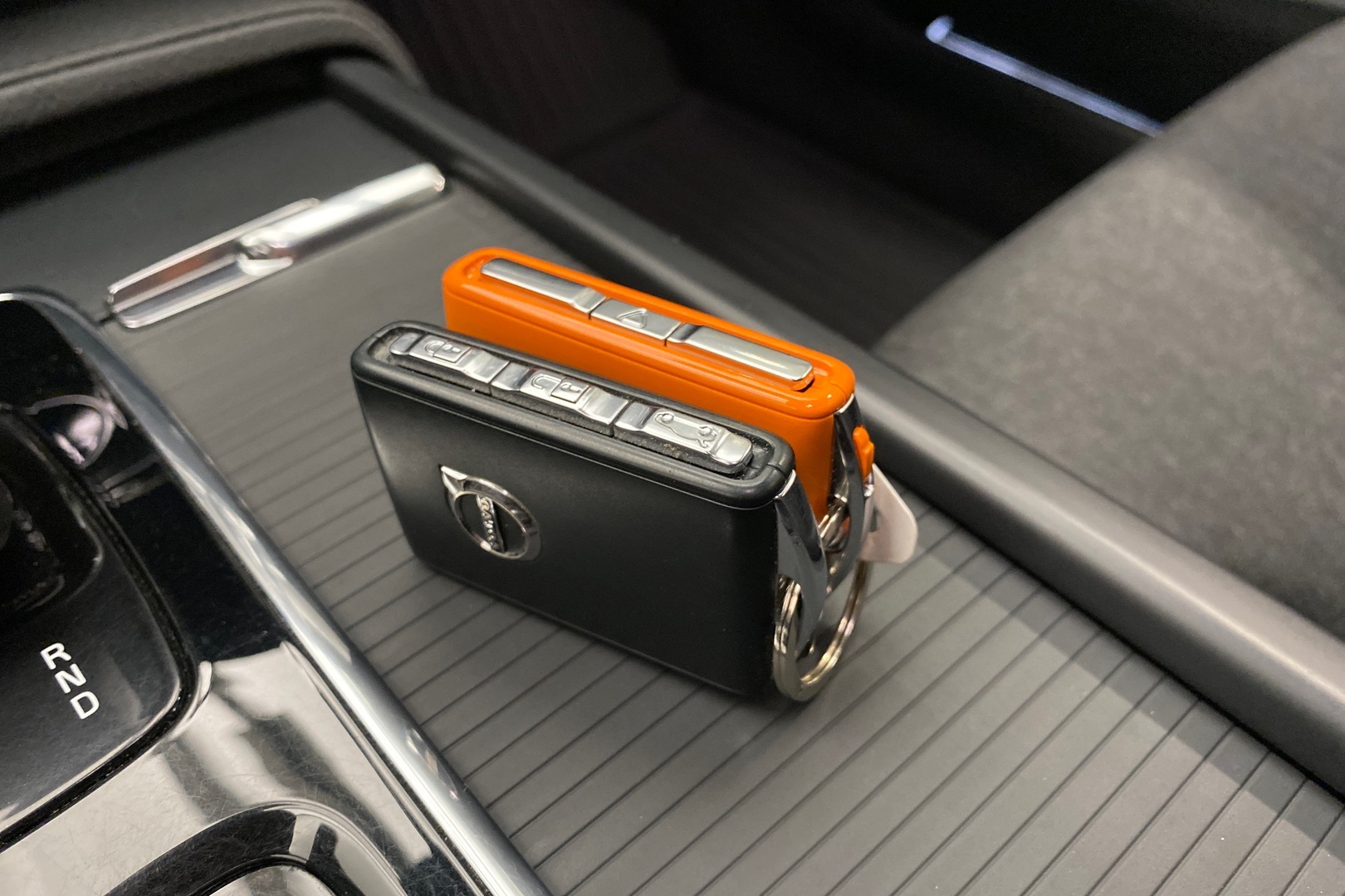 VOLVO V90 2021