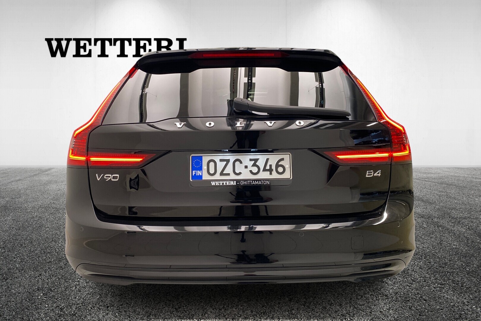 VOLVO V90 2021