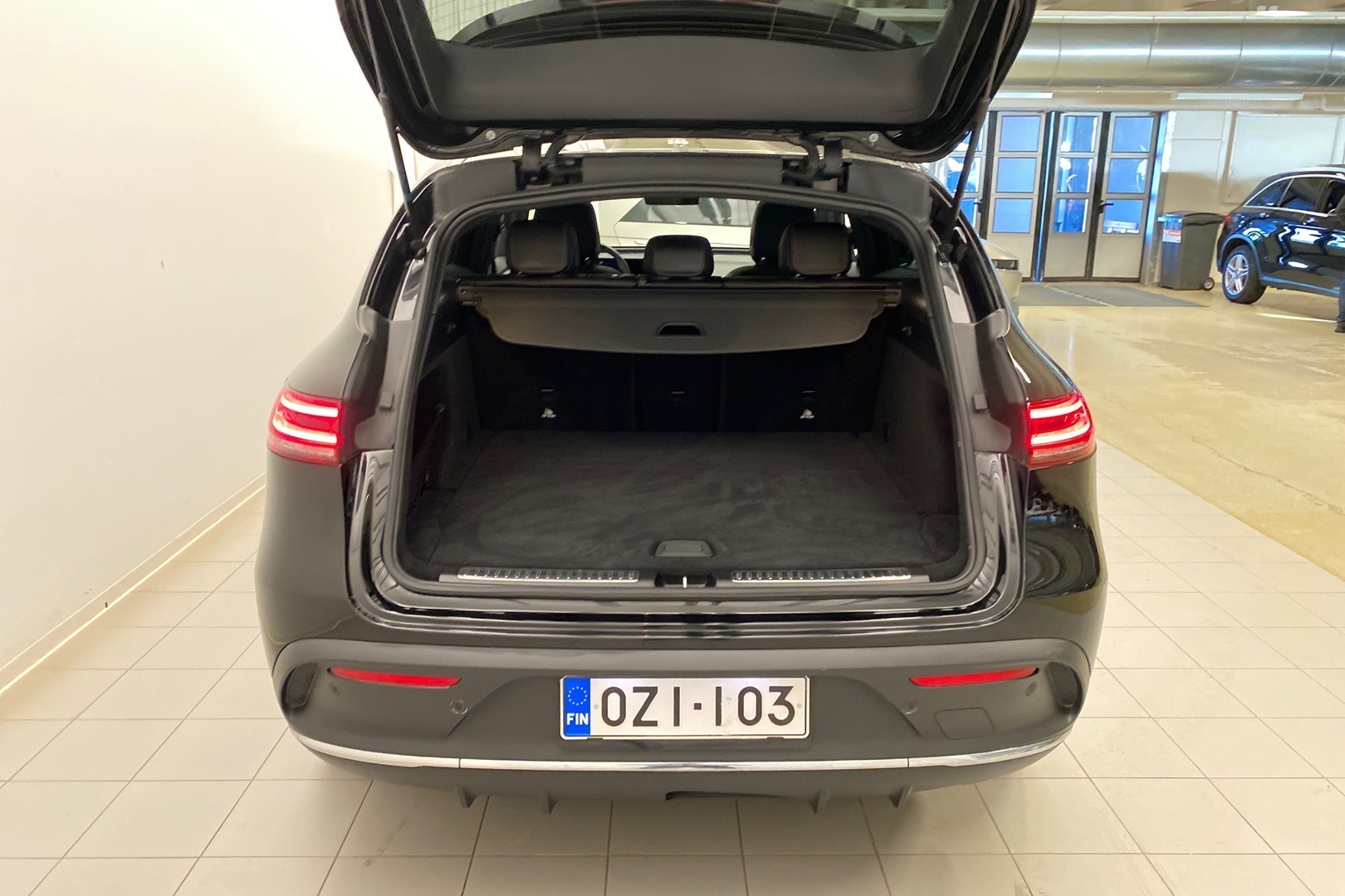 MERCEDES-BENZ EQC 2021