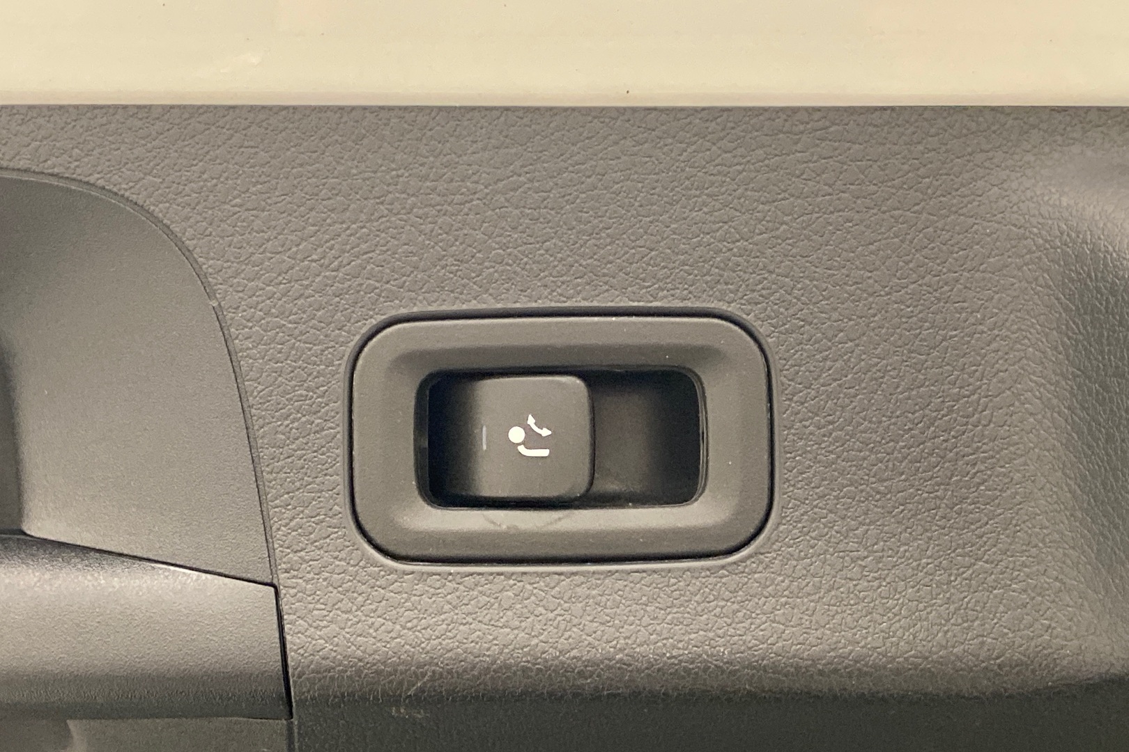 MERCEDES-BENZ CLA 2021