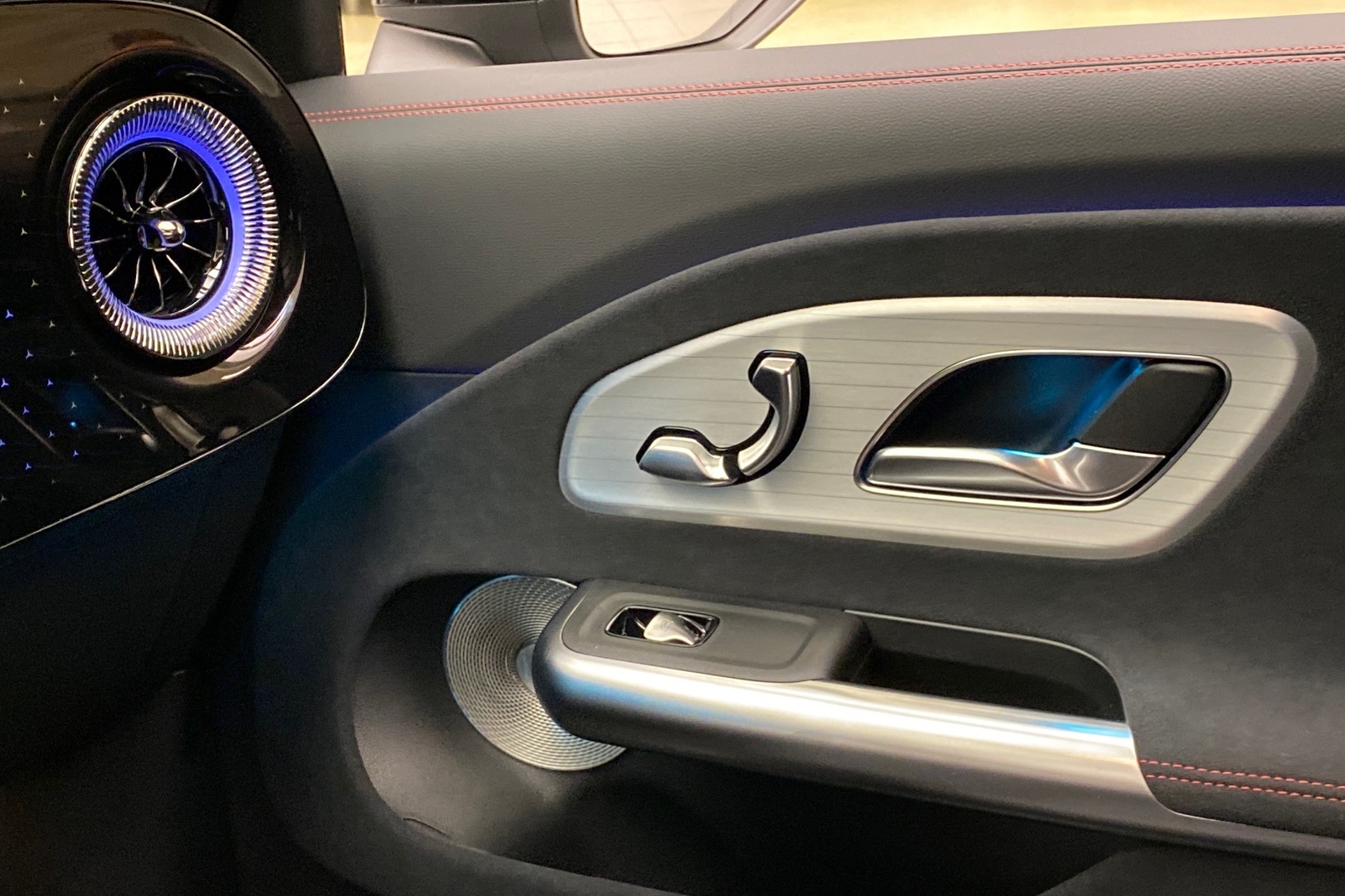 MERCEDES-BENZ CLA 2026