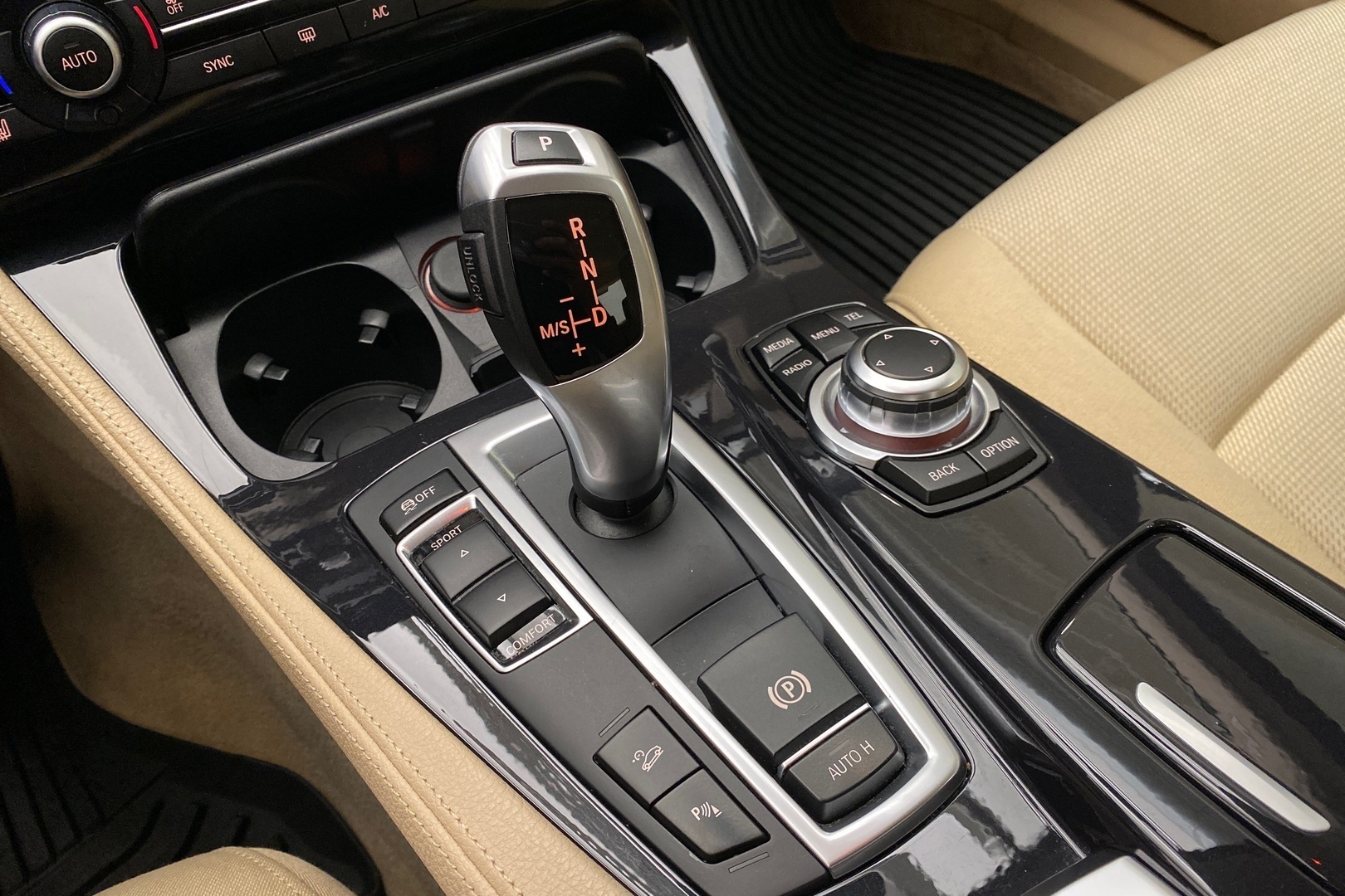 BMW 520 2015