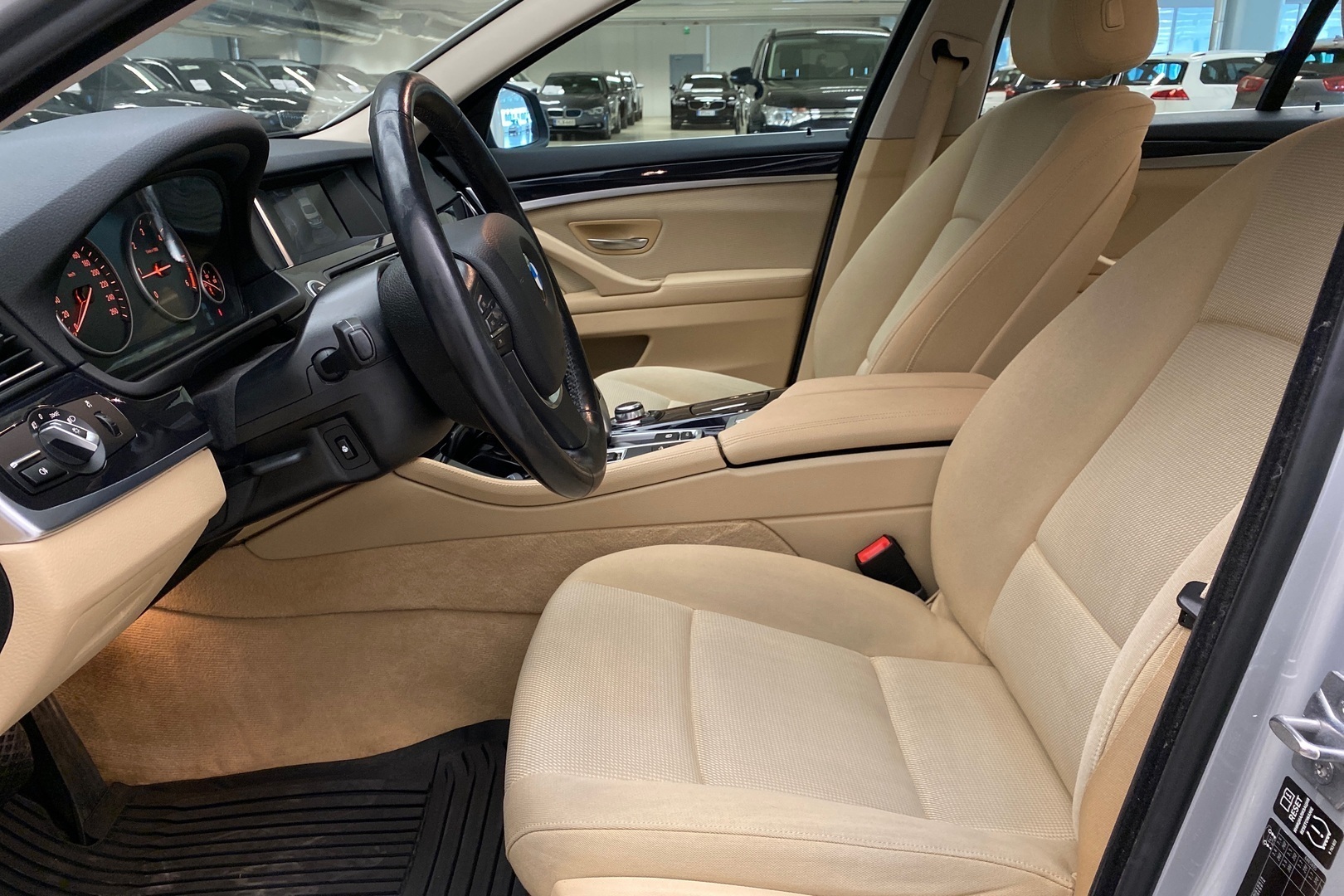 BMW 520 2015