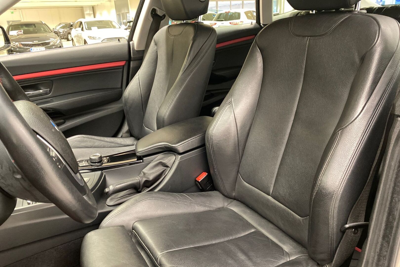 BMW 320 Gran Turismo 2014
