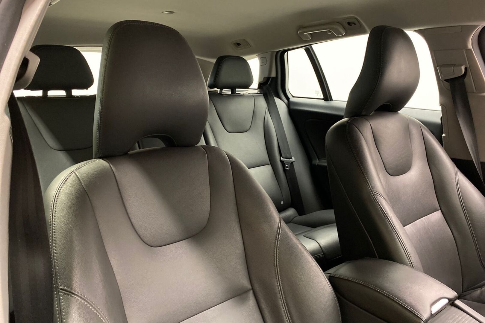 VOLVO V60 Cross Country 2018