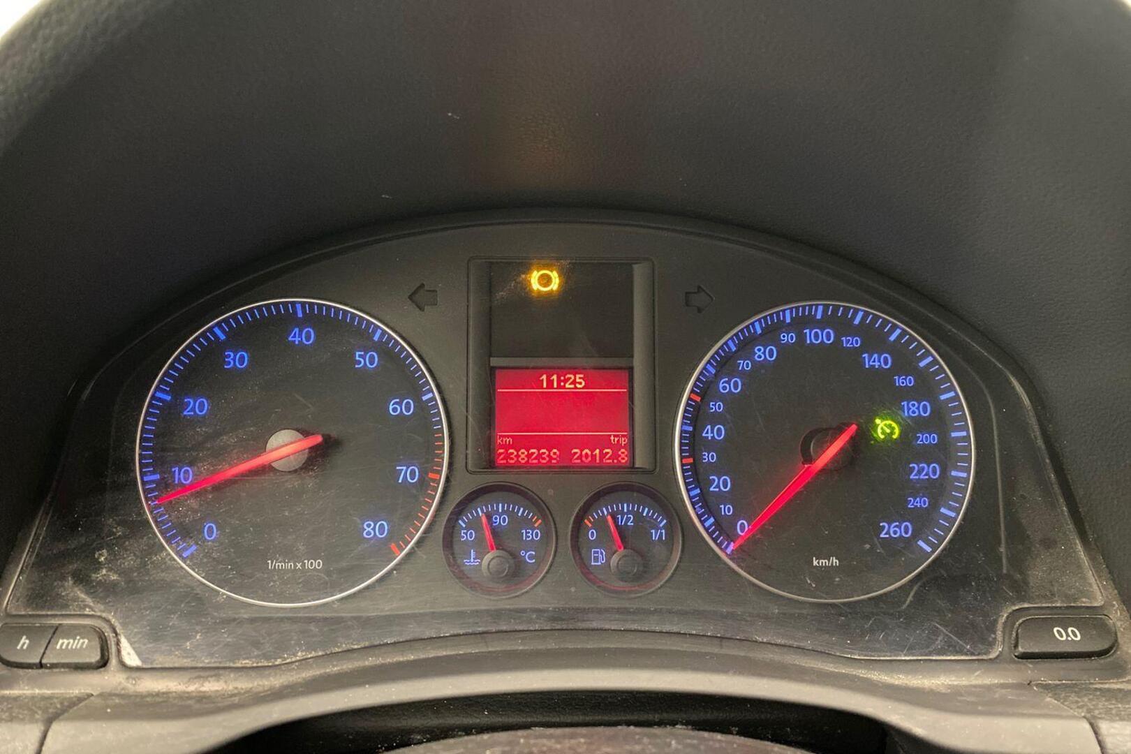 VOLKSWAGEN Jetta 2006