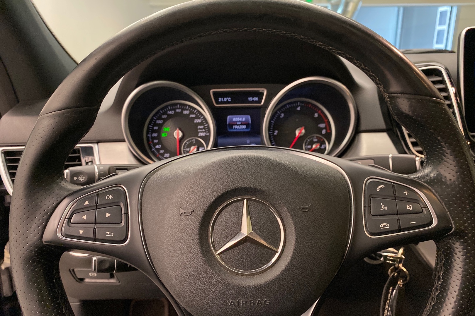 MERCEDES-BENZ GLE 2016