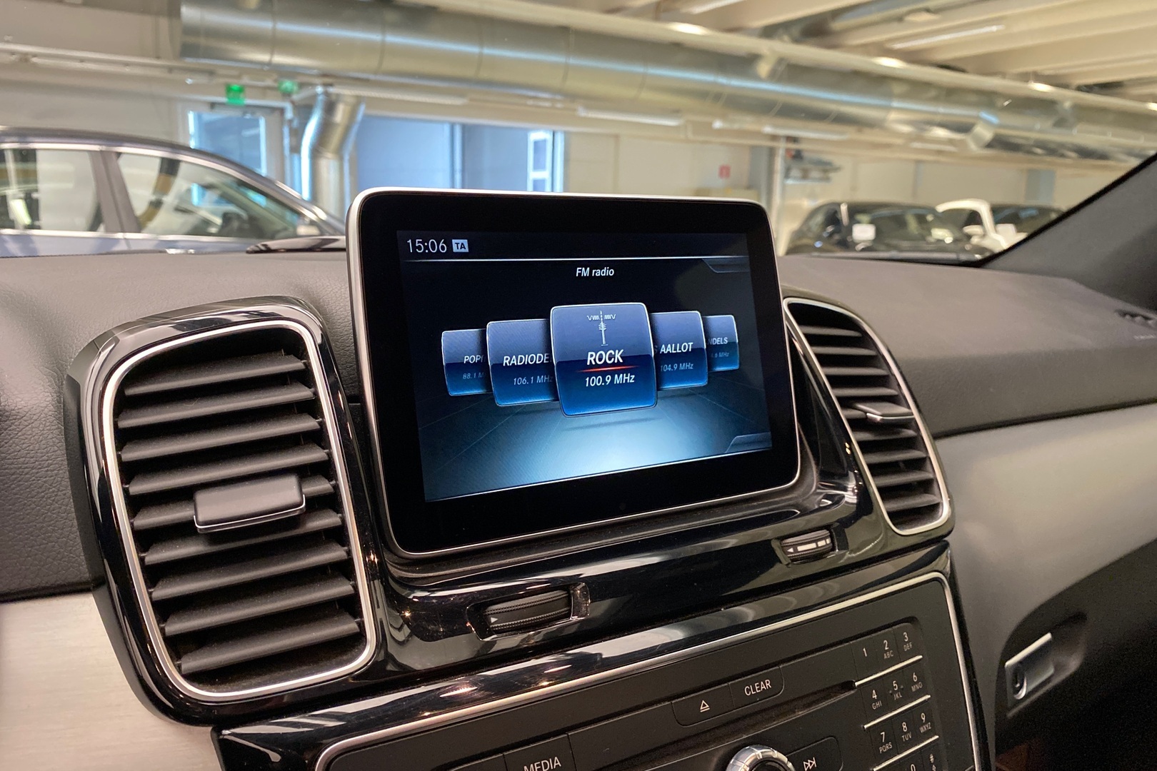 MERCEDES-BENZ GLE 2016