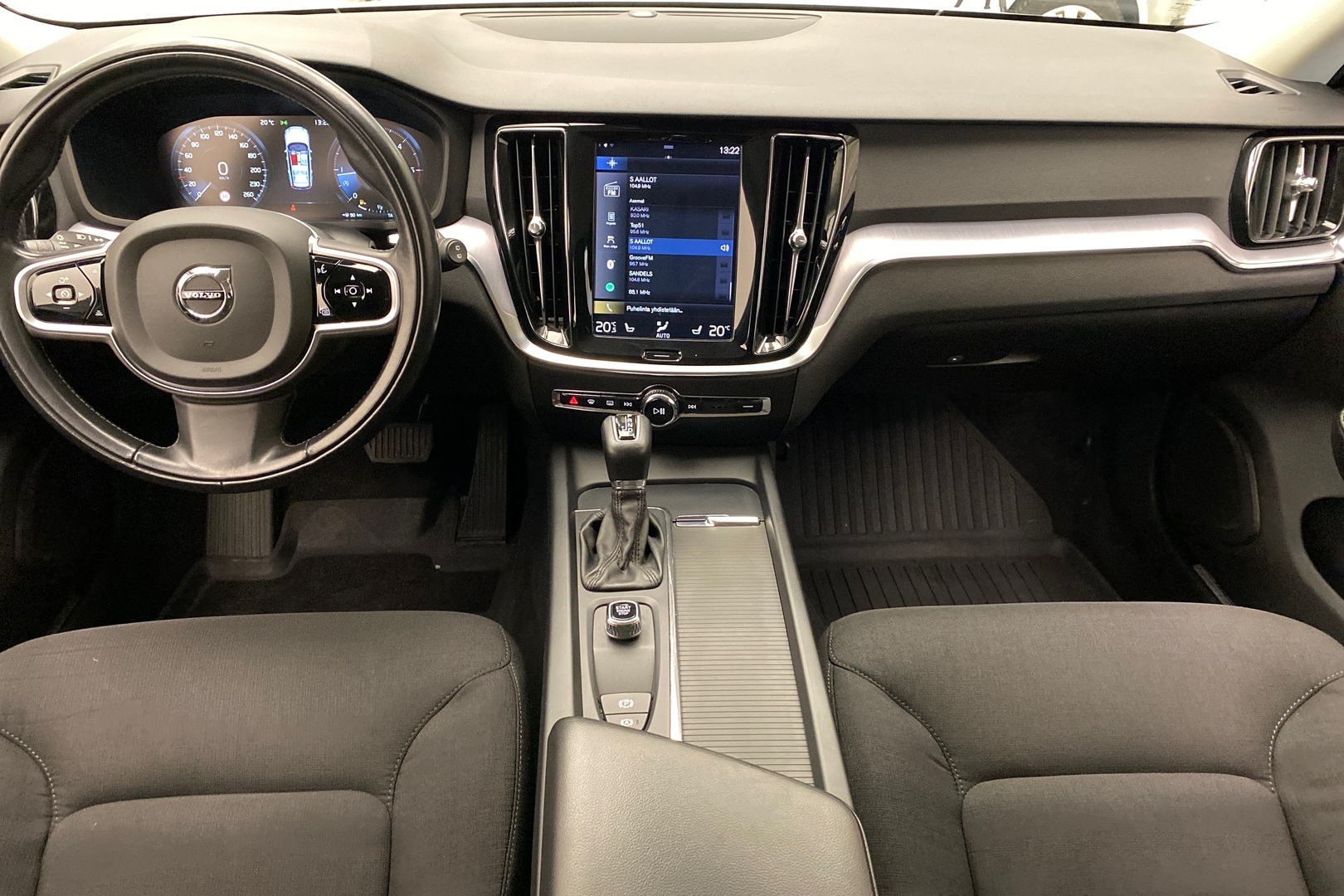 VOLVO V60 Cross Country 2019