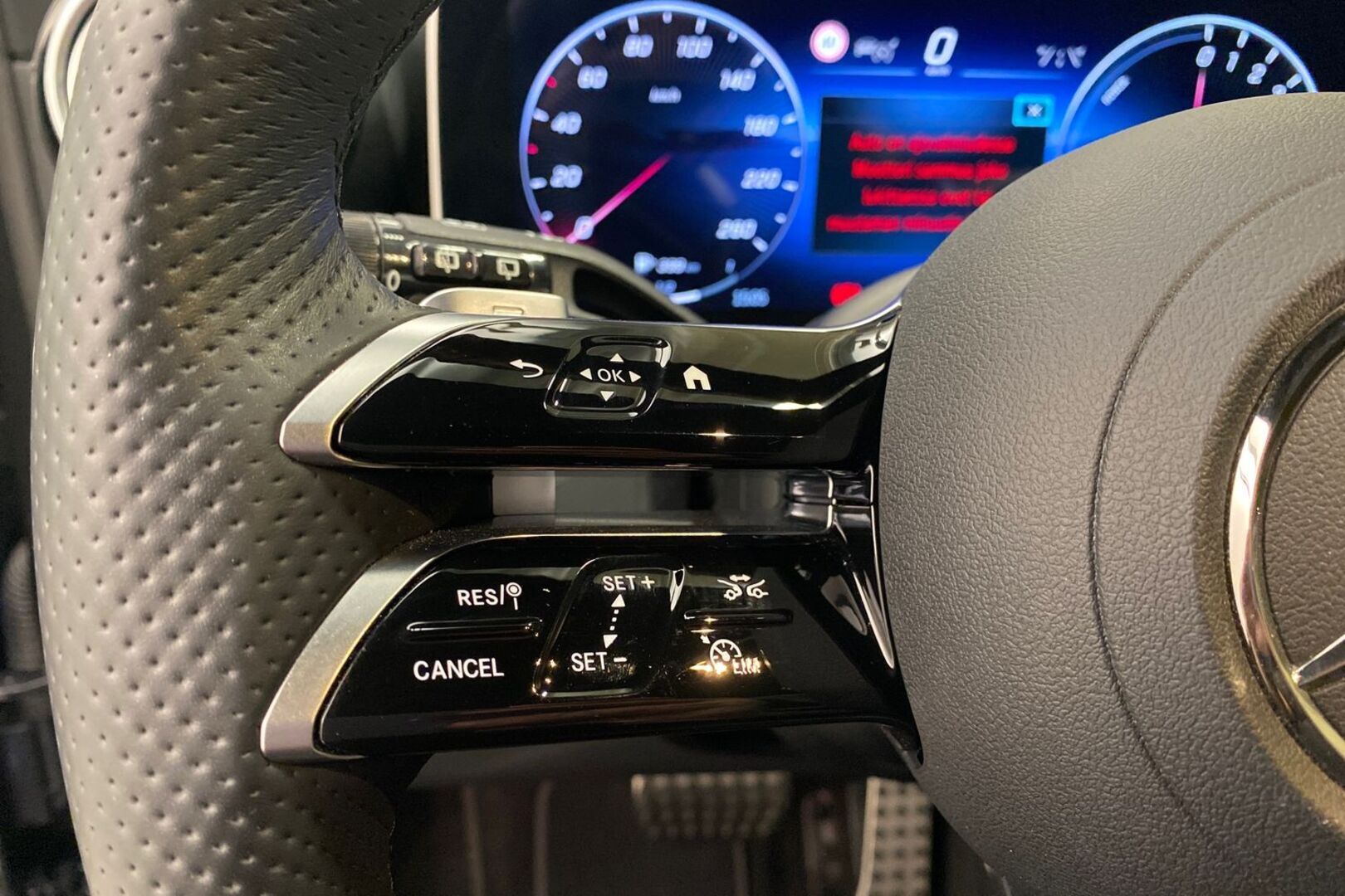 MERCEDES-BENZ GLC 32