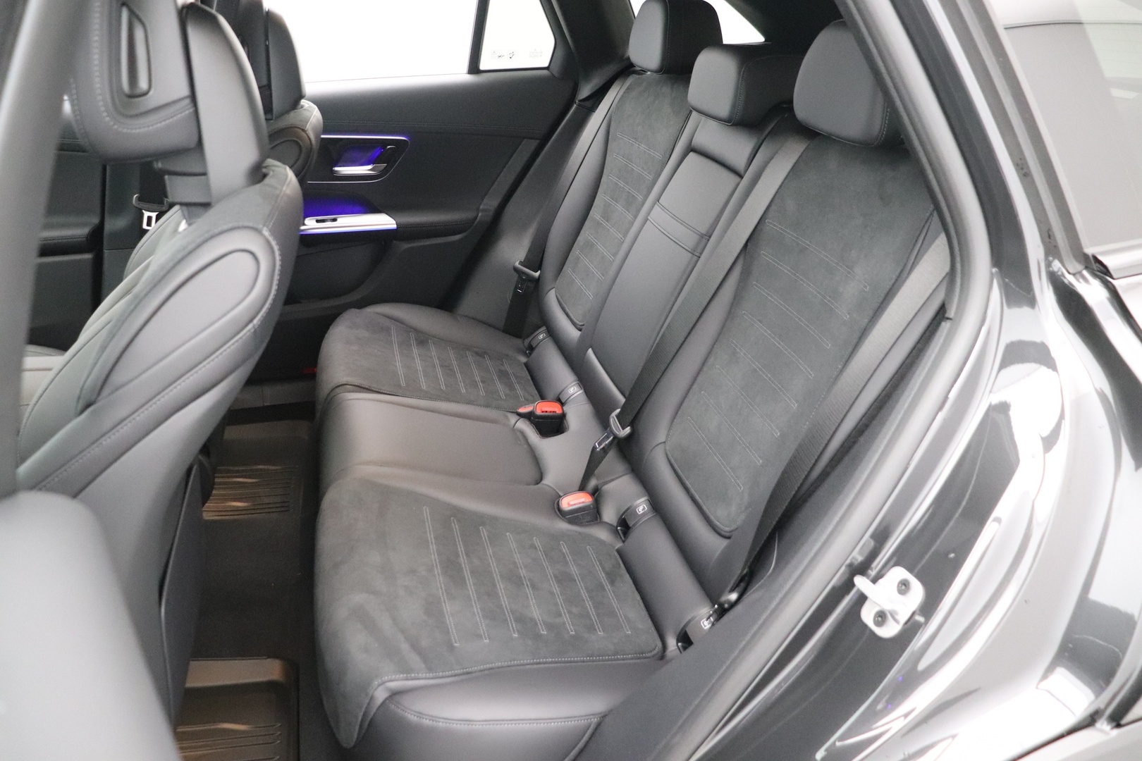 MERCEDES-BENZ GLC 2024