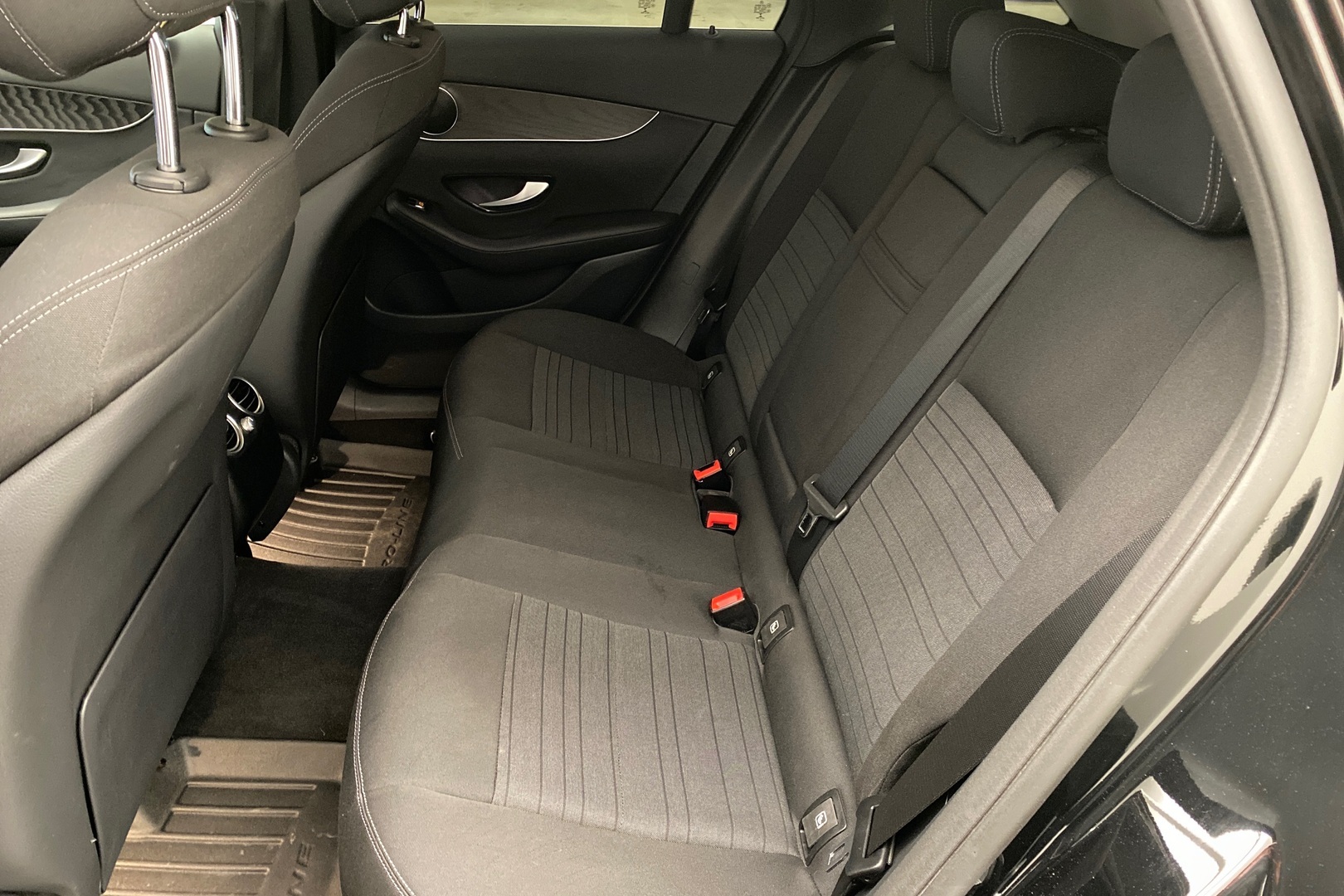 MERCEDES-BENZ GLC 2021