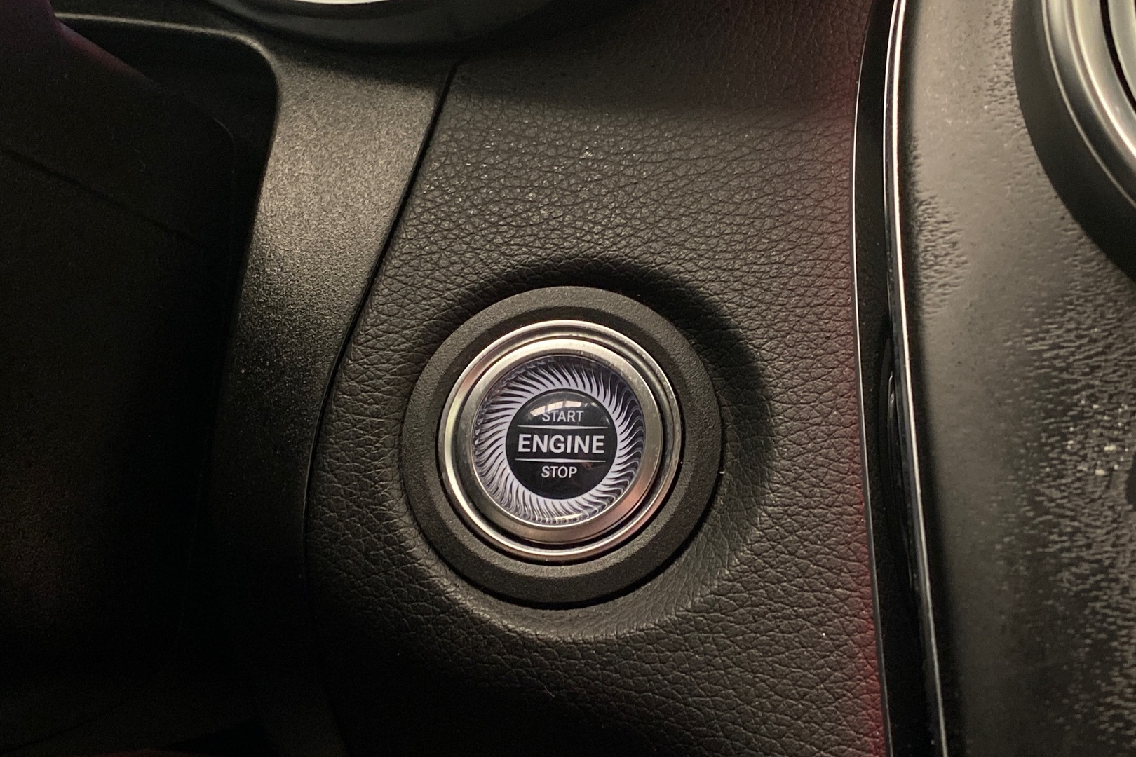 MERCEDES-BENZ GLC 2021