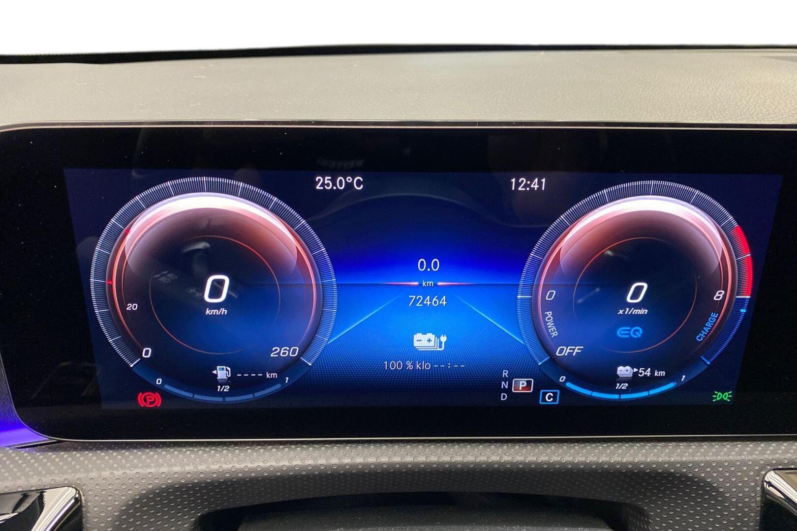 MERCEDES-BENZ A 2021