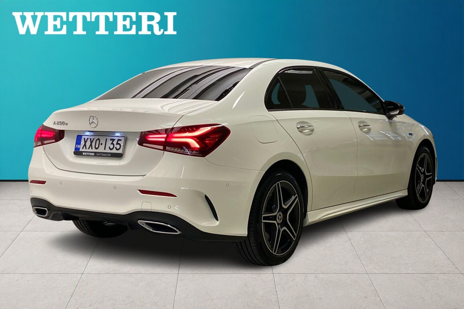 MERCEDES-BENZ A 2021
