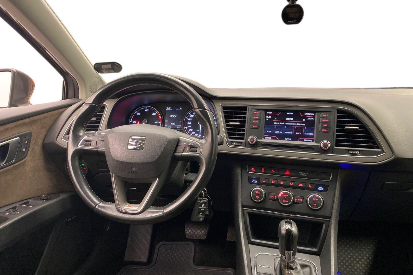 SEAT Leon X-Perience 17