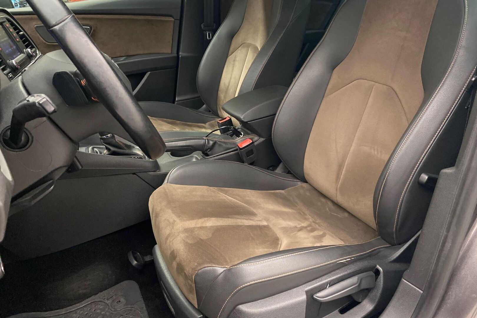 SEAT Leon X-Perience 25