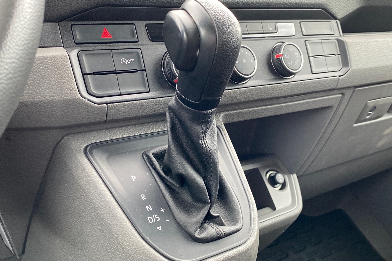 VOLKSWAGEN Crafter 2019