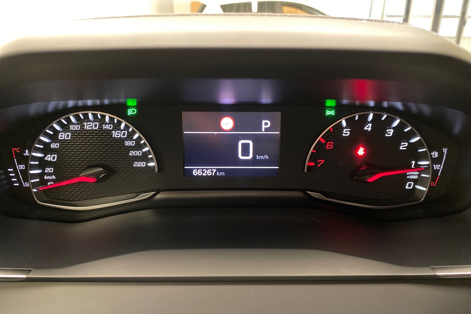 PEUGEOT 2008 2023