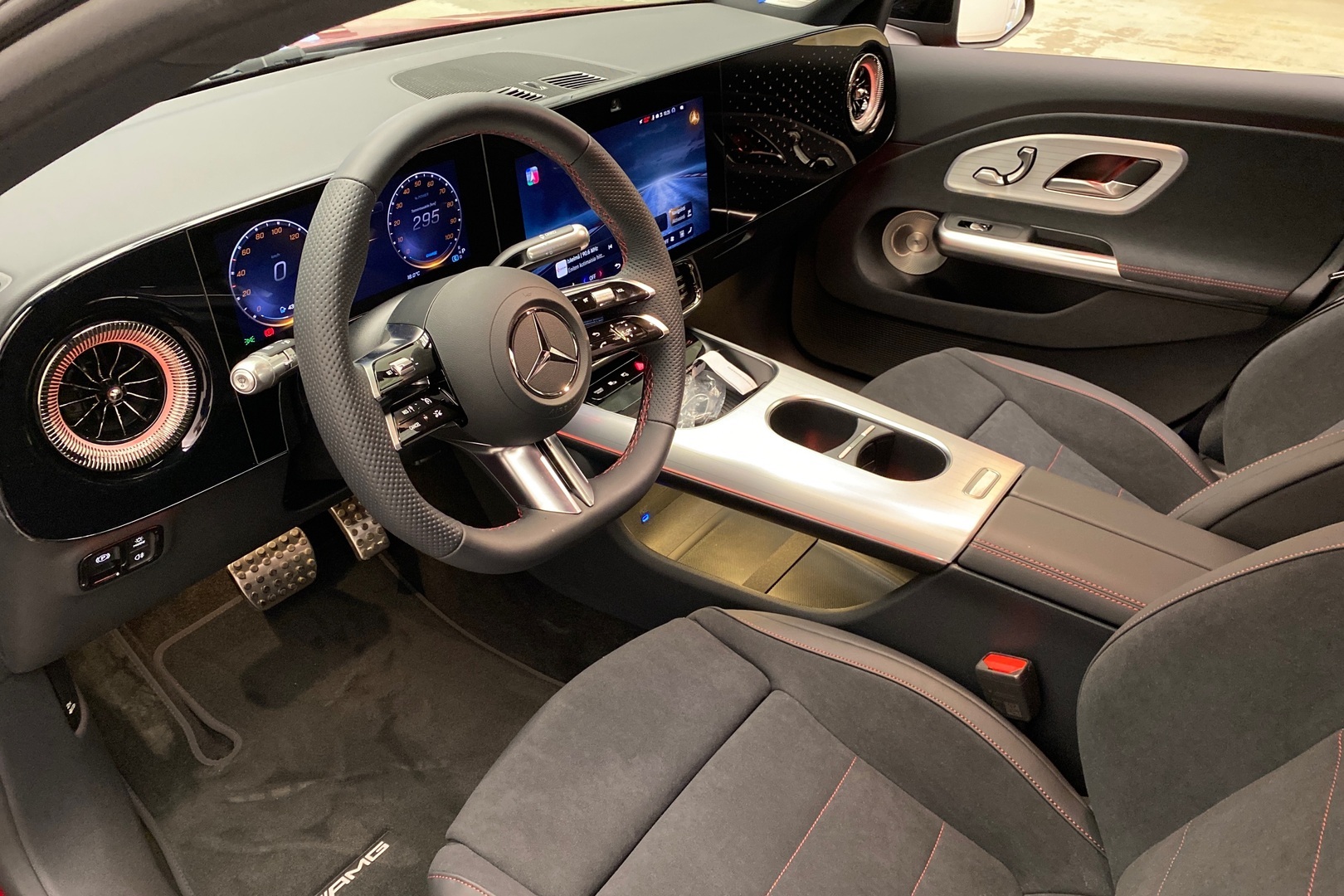 MERCEDES-BENZ CLA 2026