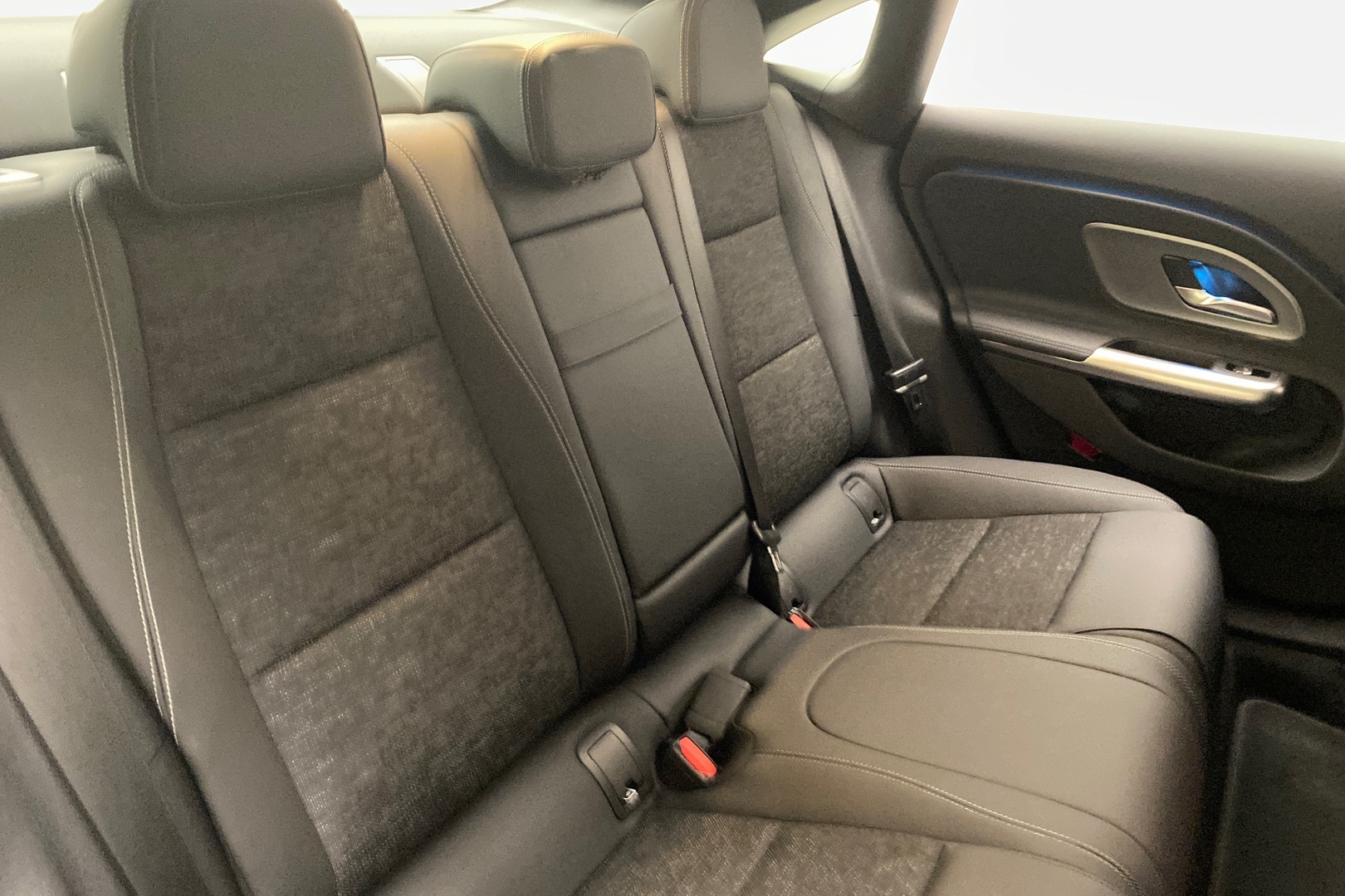 MERCEDES-BENZ CLA 2026