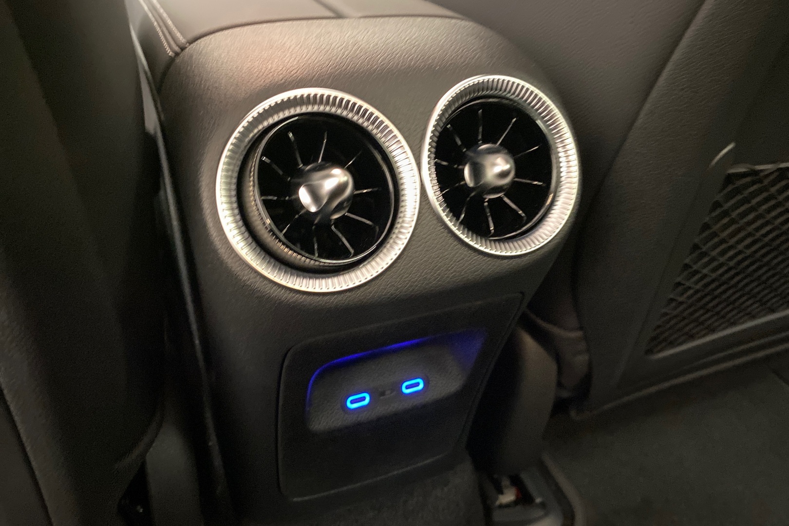 MERCEDES-BENZ CLA 2026