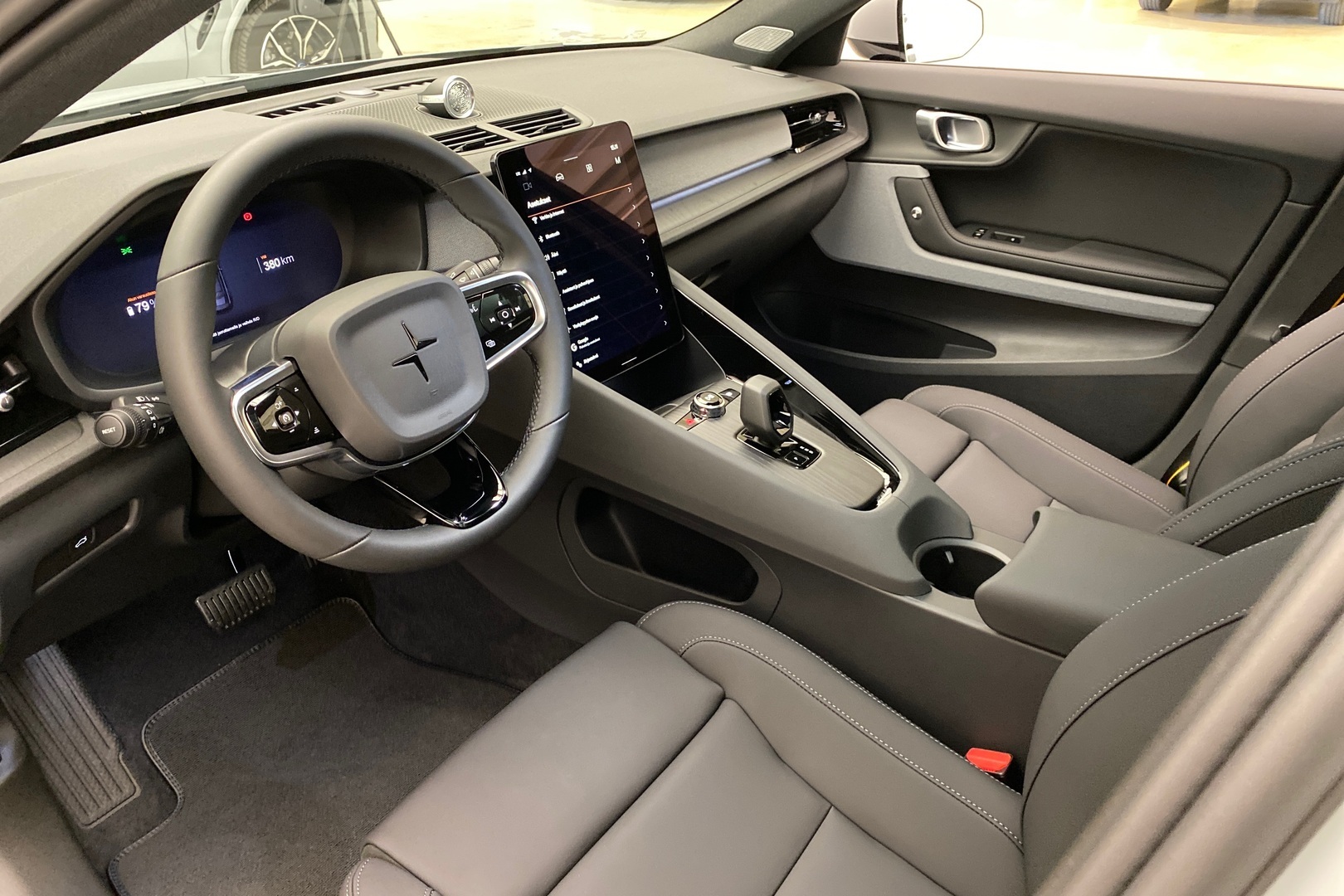 POLESTAR 2 2026