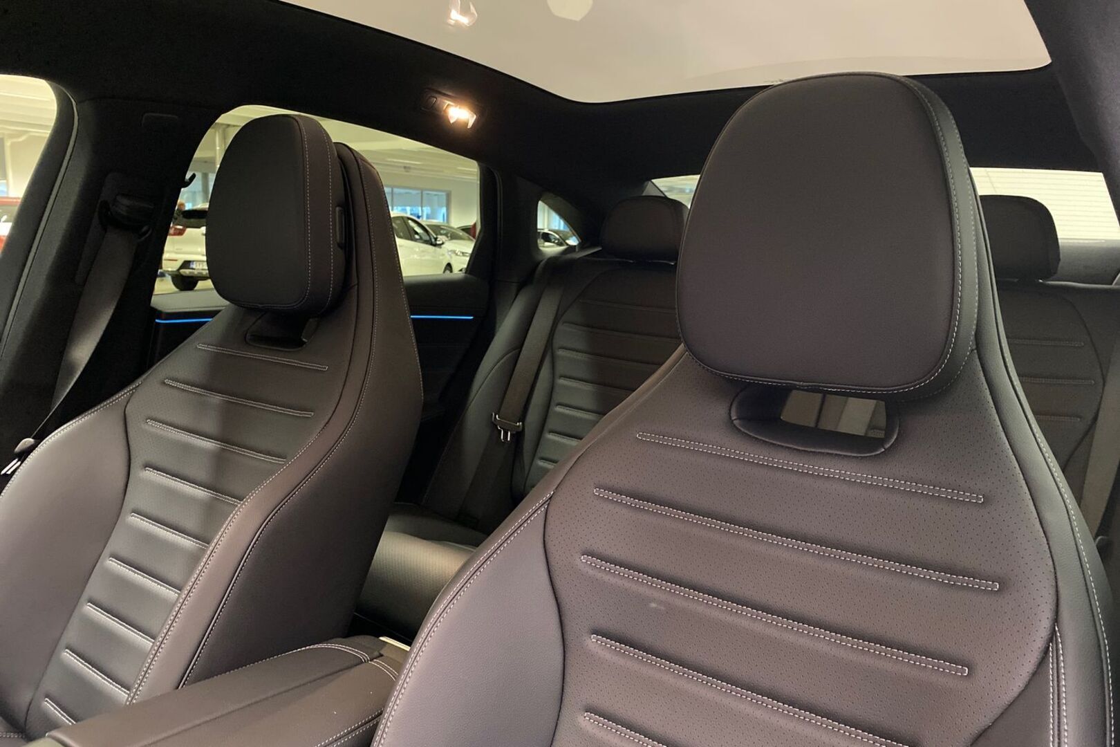 MERCEDES-BENZ C 2026