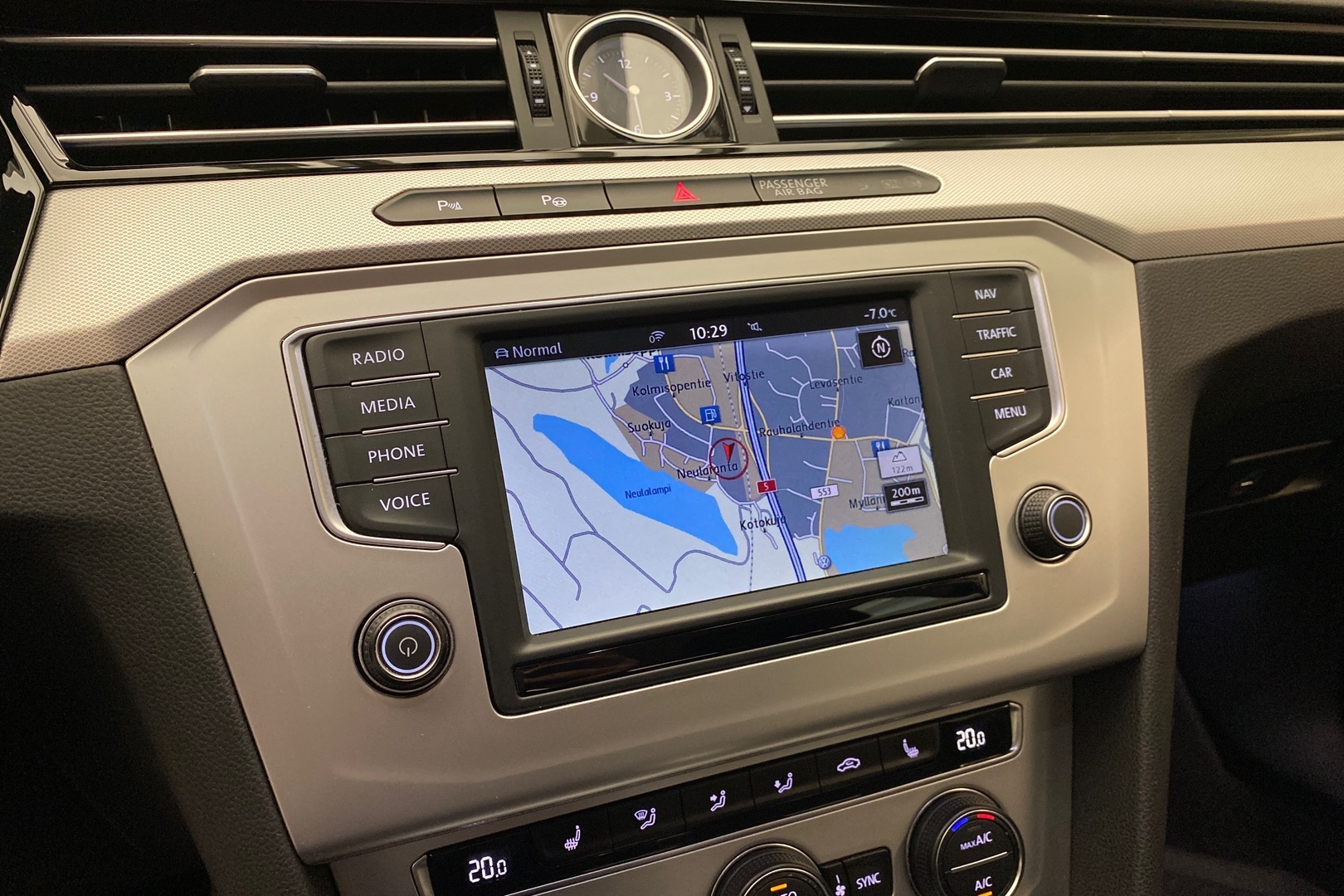 VOLKSWAGEN Passat 2017