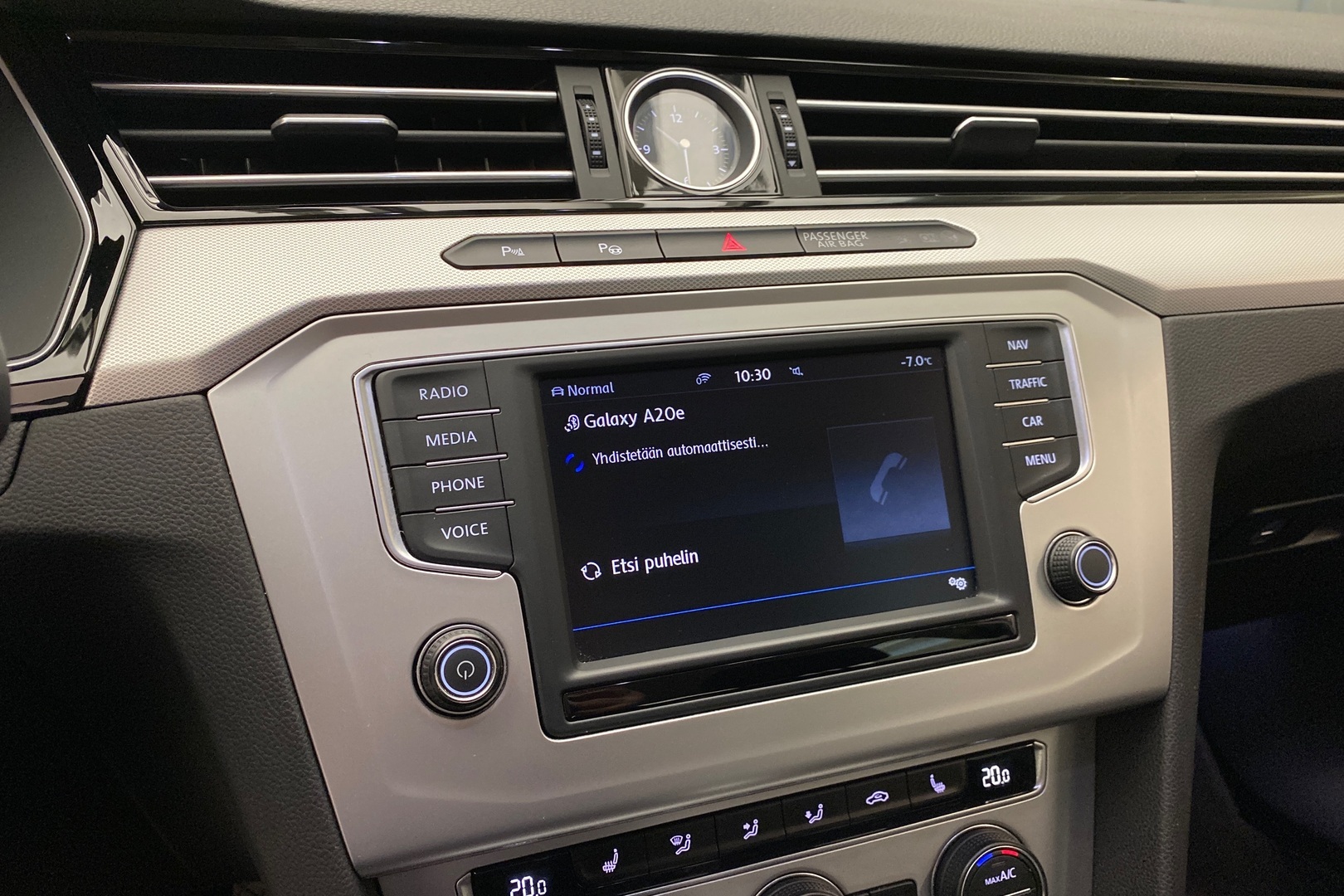 VOLKSWAGEN Passat 2017