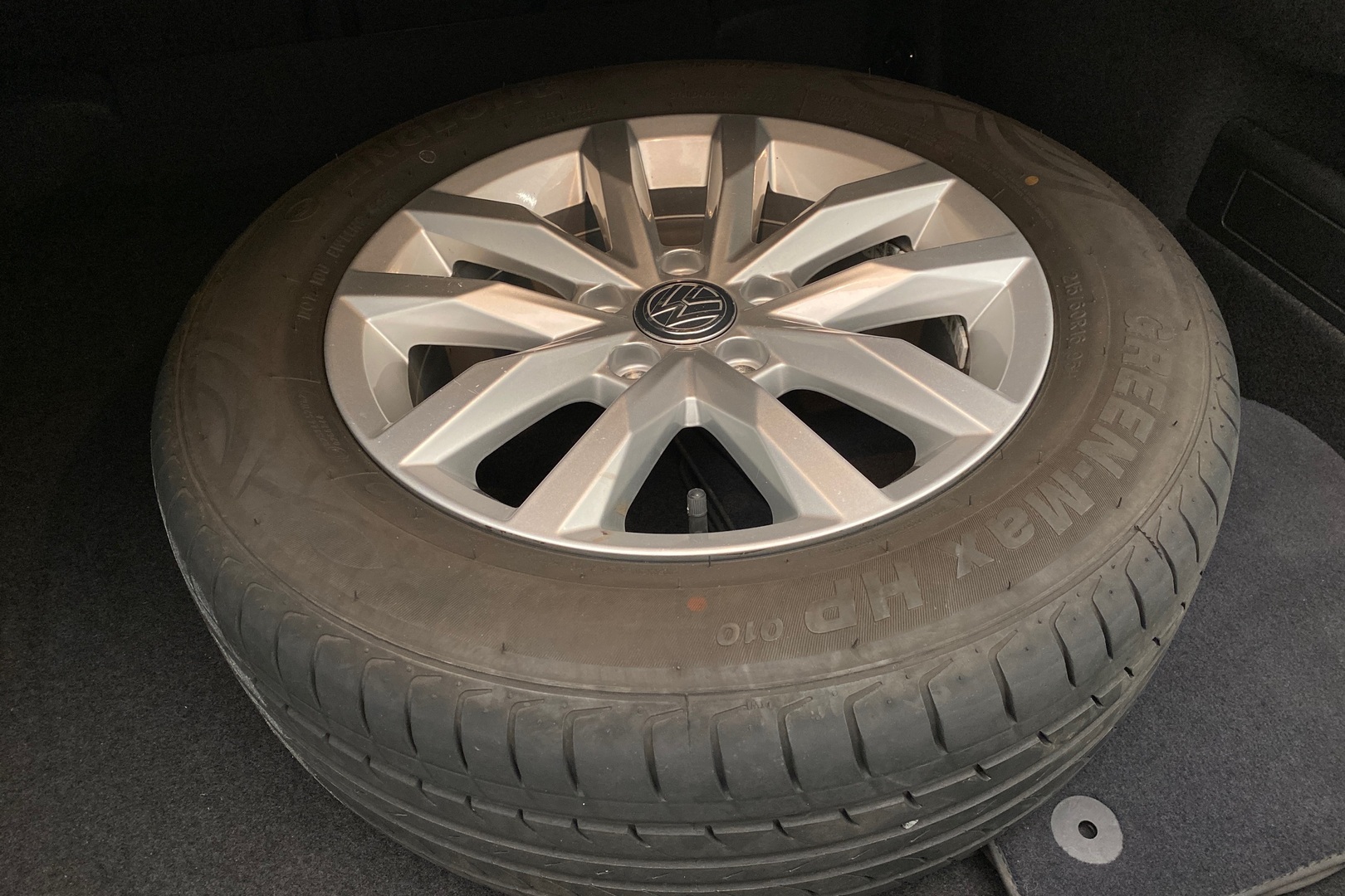 VOLKSWAGEN Passat 2017