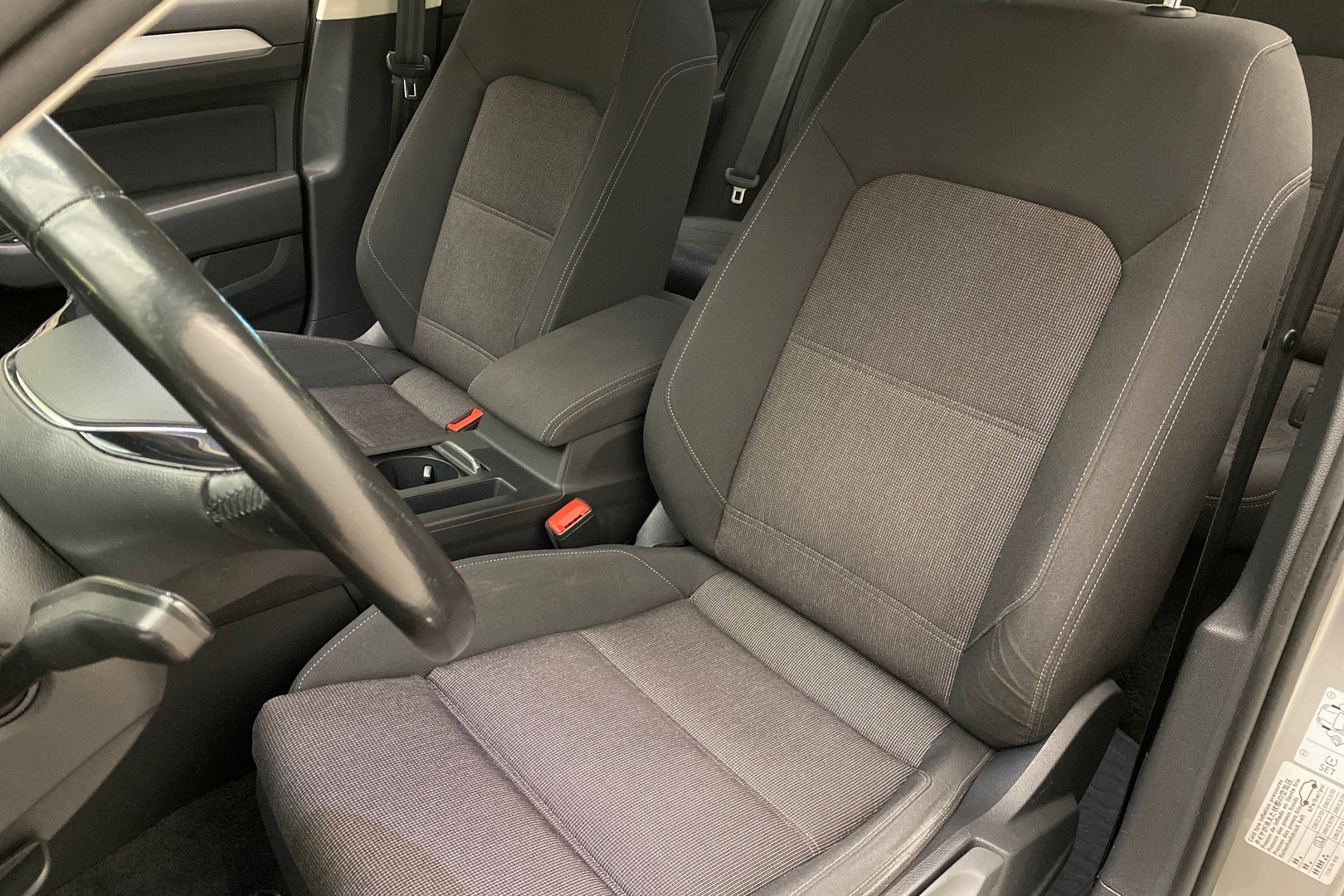 VOLKSWAGEN Passat 2017