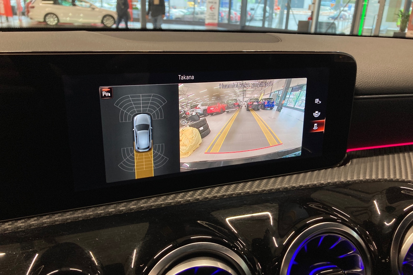 MERCEDES-BENZ A 2021