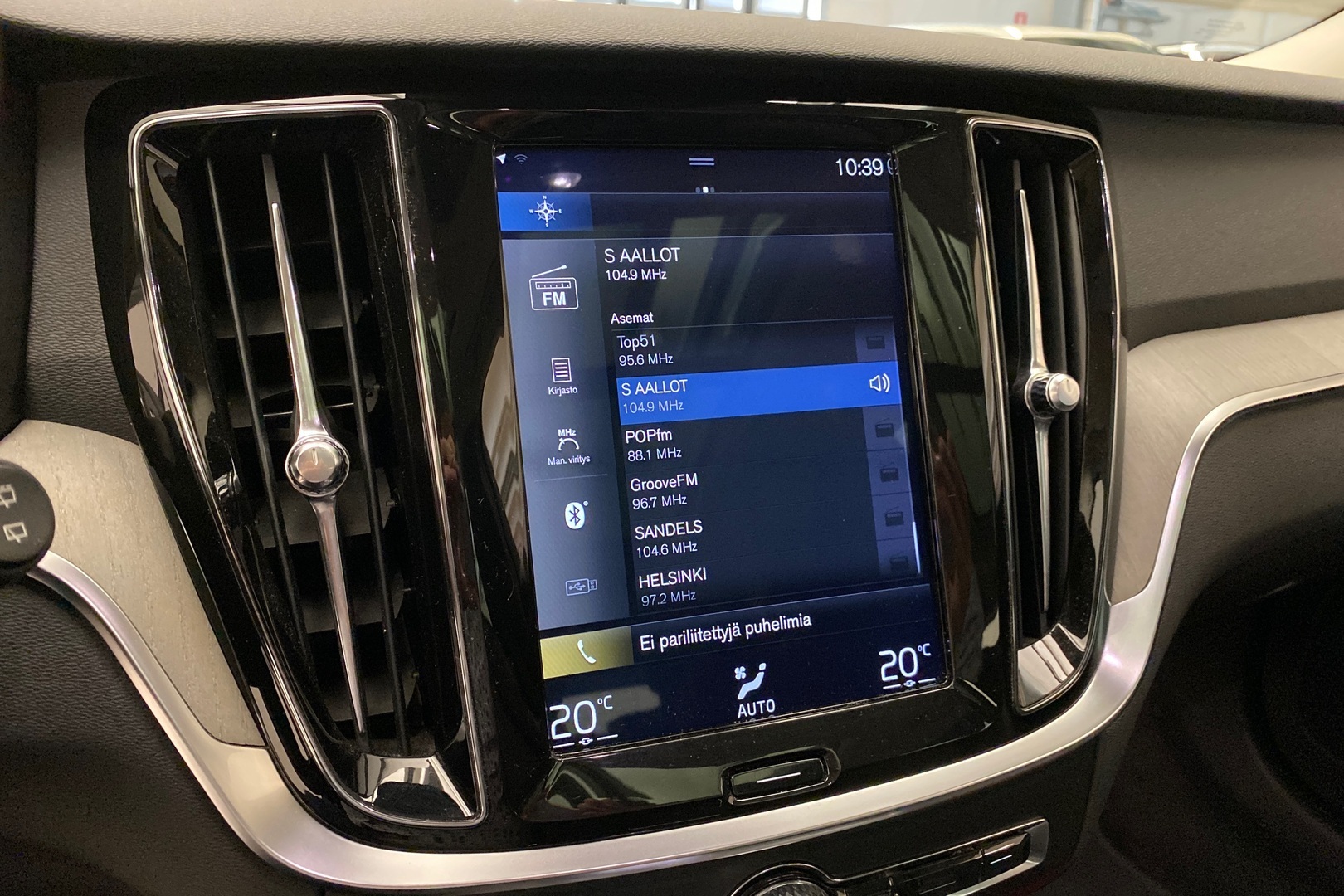 VOLVO V60 2019