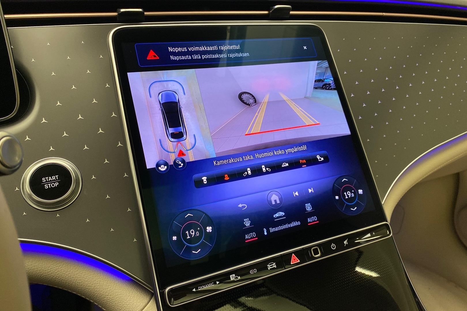 MERCEDES-BENZ EQS 2023